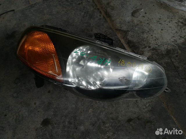 Фара правая Honda HRV HR-V Фара правая Honda HRV HR-V
