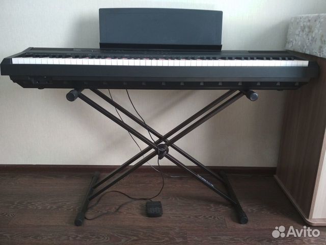 Цифровое пианино yamaha P-105 + стойка