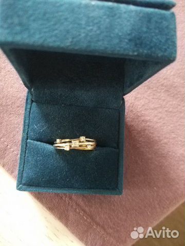 Кольцо с цирконом Кольцо с цирконом