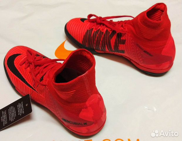 Новые детские футзалки Nike ACC 37 размер Новые детские футзалки Nike ACC 37 размер