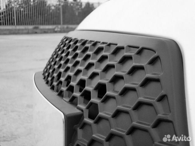 Решетка радиатора Маска бампера на Hyundai Solaris