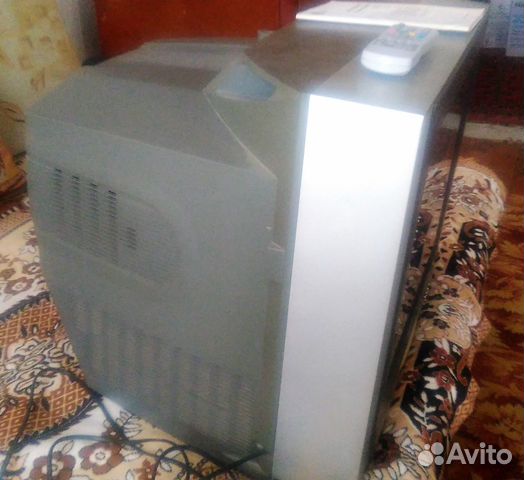 Цветной телевизор LG CT-21Q92KEX Цветной телевизор LG CT-21Q92KEX