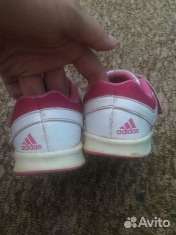 Кроссовки adidas 24 Кроссовки adidas 24