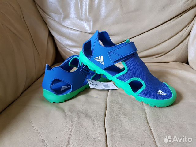 Сандалии Adidas новые детские 36 и 36.5 р