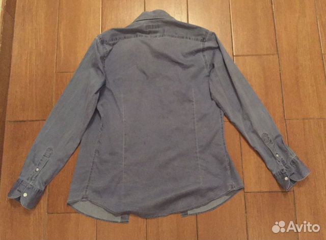 Рубашка бренда Massimo Dutti