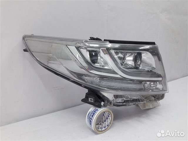 Фара правая Toyota Alphard 3 H30 2015-2018 Фара правая Toyota Alphard 3 H30 2015-2018