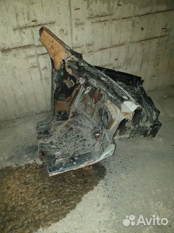 Четверть Mercedes Benz GL ML GLS GLE class W166