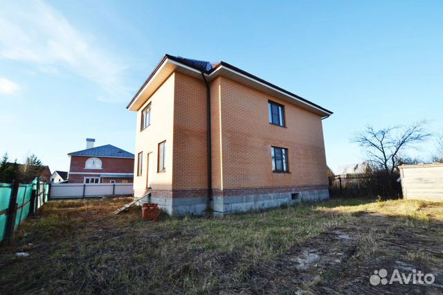 Дом 180 м² на участке 10 сот.