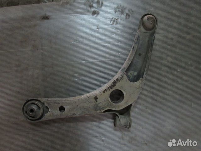 Рычаг передний правый Mitsubishi Lancer 10 Рычаг передний правый Mitsubishi Lancer 10