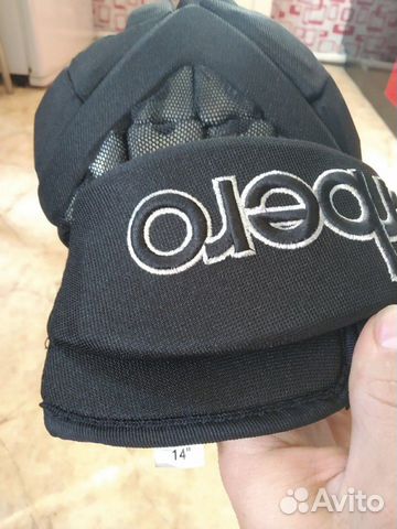 Краги хоккейные