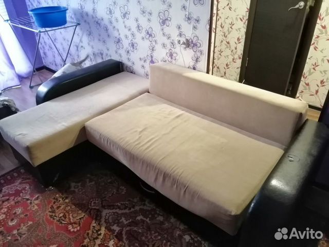 Диван