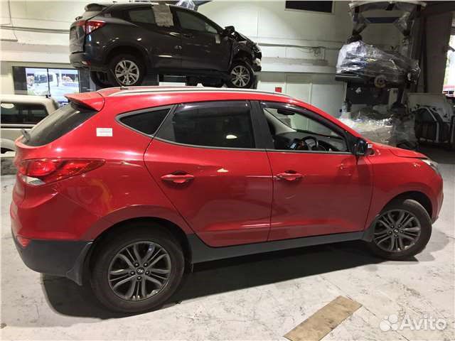 Разбор на запчасти Hyundai ix 35 Разбор на запчасти Hyundai ix 35