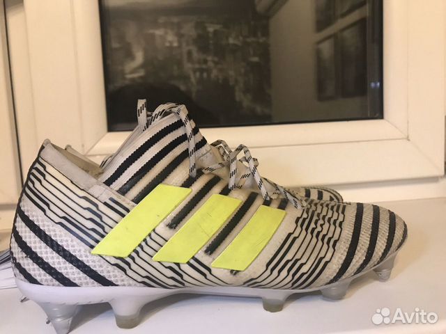 Футбольные бутсы Adidas Nemeziz