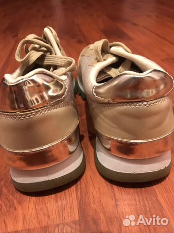 Кроссовки Кроссовки