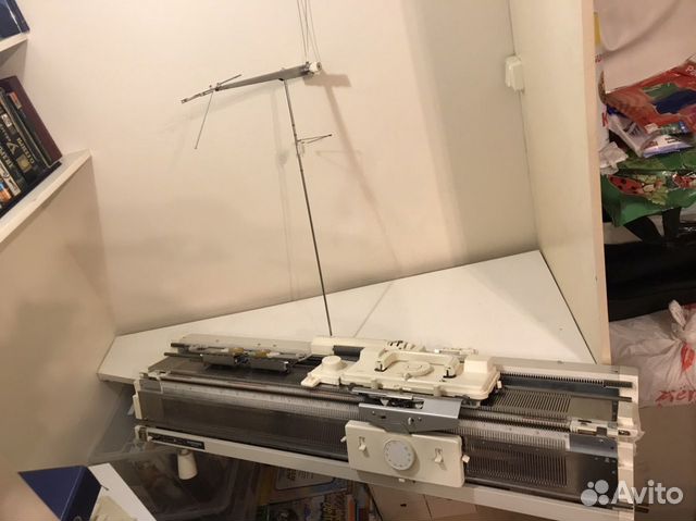 Двухфонтурная вязальная машина silver reed SK 280 Двухфонтурная вязальная машина silver reed SK 280