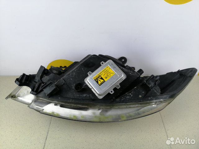 Фара правая Ford Kuga SUV 2008