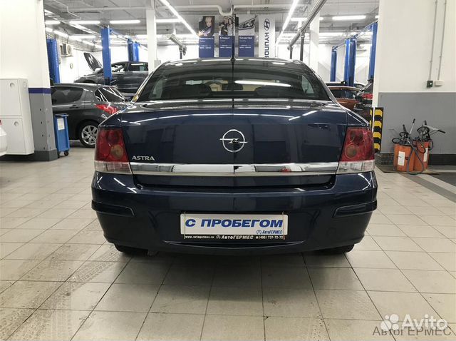 Opel Astra 1.8 МТ, 2011, 260 700 км