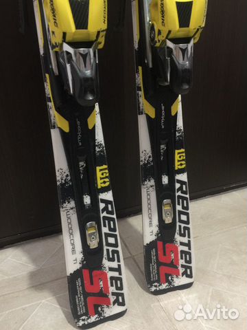 Горные лыжи atomic redster SL (160 см, R11м) Горные лыжи atomic redster SL (160 см, R11м)