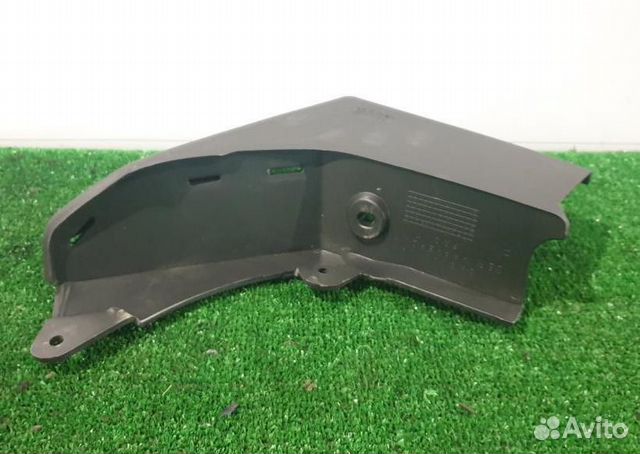 Брызговик передний правый D3 D4 Discovery 3 (2004