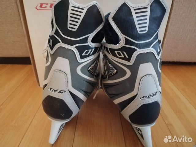 Коньки хоккейные CCM 28 разме Коньки хоккейные CCM 28 разме