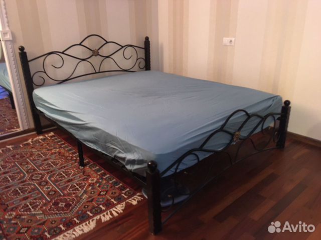 Кровать двуспальная без матраса Кровать двуспальная без матраса