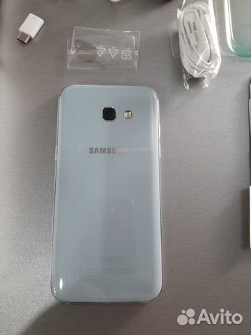 Телефон SAMSUNG Galaxy A5 2017 Телефон SAMSUNG Galaxy A5 2017