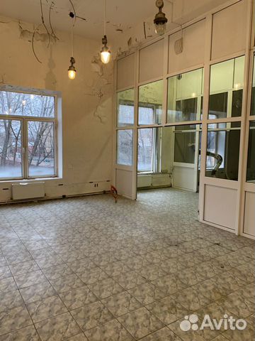 Помещение свободного назначения, 1618 м²