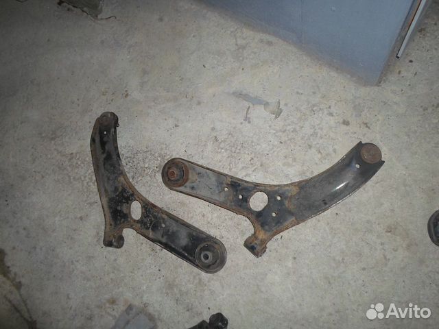Рычаги нижние Hyundai Solaris Kia Rio 4 Рычаги нижние Hyundai Solaris Kia Rio 4