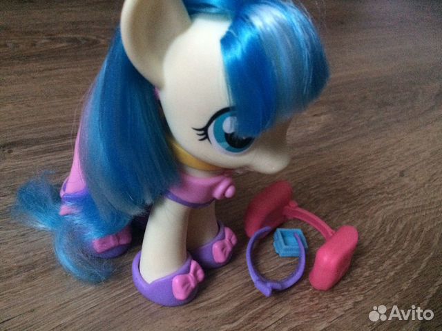 Пони из my little pony большая Коко Шанель Пони из my little pony большая Коко Шанель