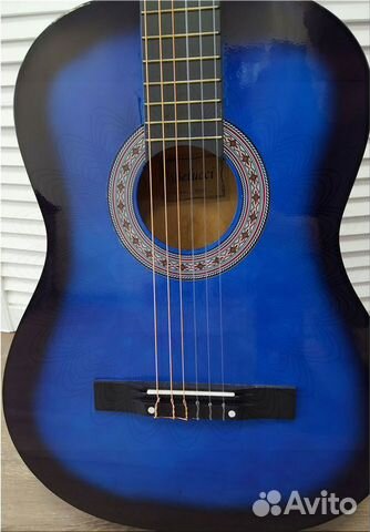 Гитара новая