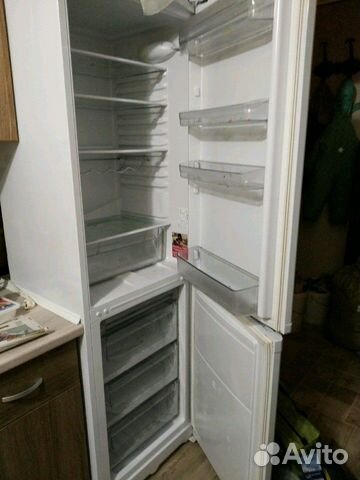 Холодильник Холодильник