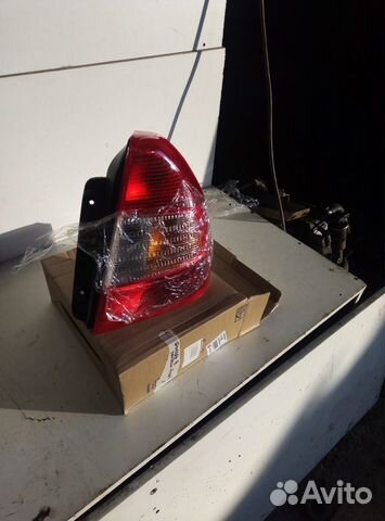 Акцент фонарь правый фонарь