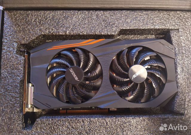 Видеокарта Gigabyte Radeon RX 570 GV-RX570 aorus-4 Видеокарта Gigabyte Radeon RX 570 GV-RX570 aorus-4