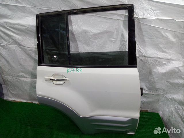 Дверь задняя правая Mitsubishi Pajero V75W 6G74