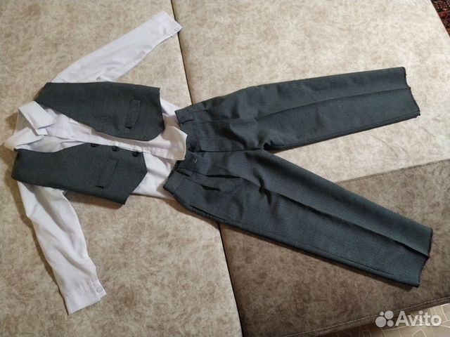 Костюмчик