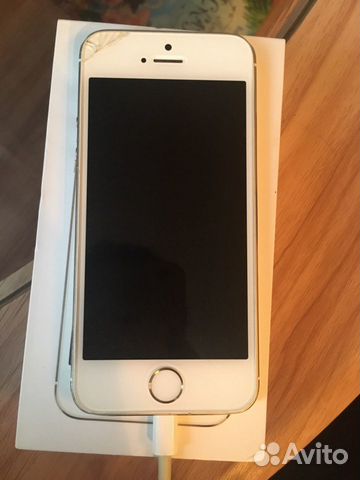 Телефон iPhone 5s