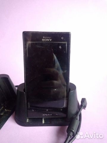 Зарядное устройство для телефона sony Xperia Зарядное устройство для телефона sony Xperia