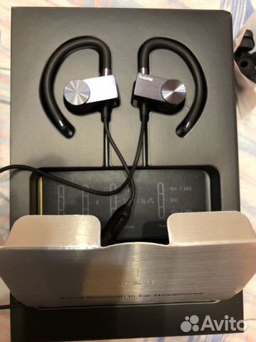 Беспроводные наушники