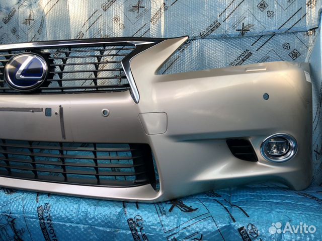 Передний бампер в сборе Lexus GS 250