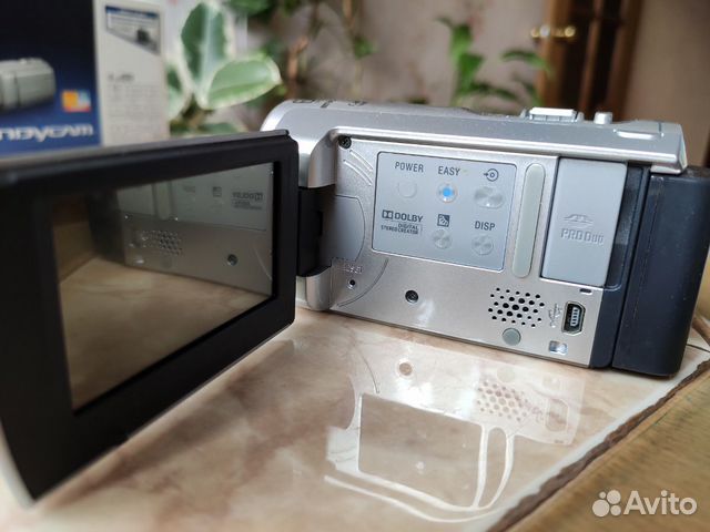 Видеокамера sony Handycam DCR - SX40E Видеокамера sony Handycam DCR - SX40E