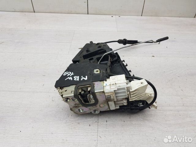 Замок передний правый Mercedes A Class W169