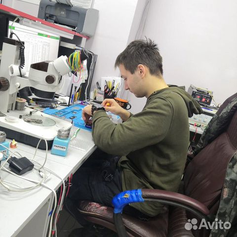 Ремонт телефонов, iPhone, планшетов, ноутбуков