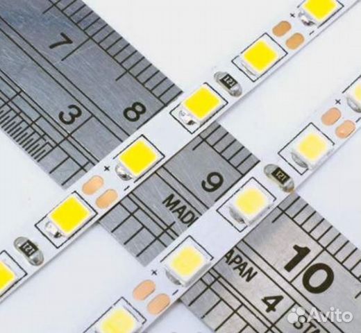 Супер узкая светодиодная лента 4мм для люстр IP20 Супер узкая светодиодная лента 4мм для люстр IP20