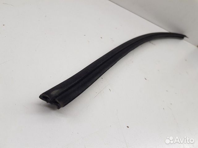 Накладка двери передняя правая (Hyundai Equus)