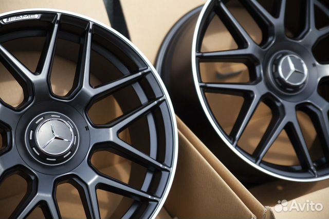 Комплект новых дисков R20 AMG Mercedes