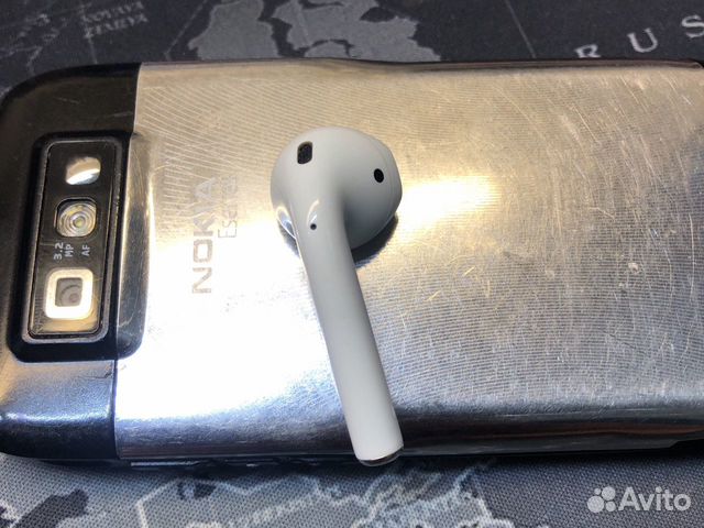 AirPods 1 series правое AirPods 1 series правое