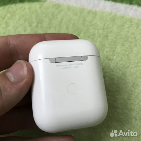 AirPods 2 оригинальные на гарантии AirPods 2 оригинальные на гарантии