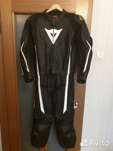 Мотокомбинезон Dainese Assen, раздельный, р. 48 Мотокомбинезон Dainese Assen, раздельный, р. 48