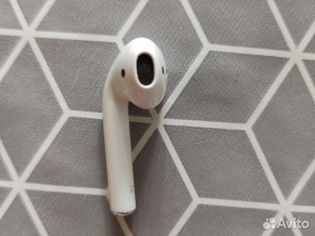 Наушник apple airpods правый series 1 Наушник apple airpods правый series 1