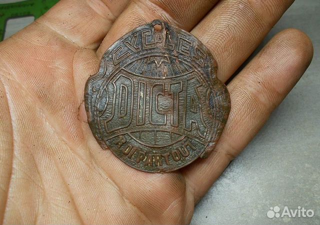 Шильдик эмблема велосипеда dicta Франция 19-20век Шильдик эмблема велосипеда dicta Франция 19-20век